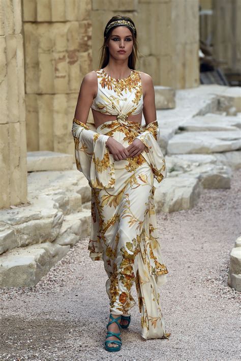 2018 chanel cuise 2018 collection|chanel greek goddess dress.